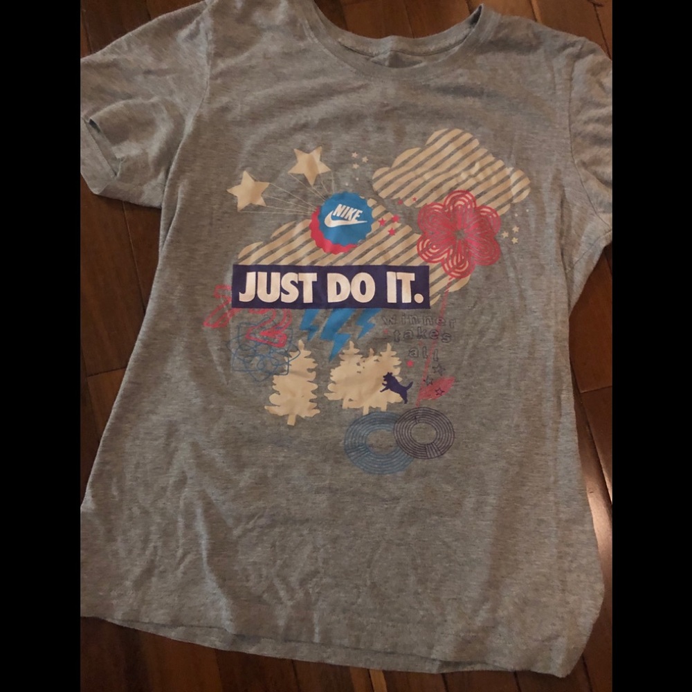 Nike T-shirt